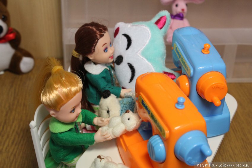 Дед Мороз и эльфы. Плюшевый цех