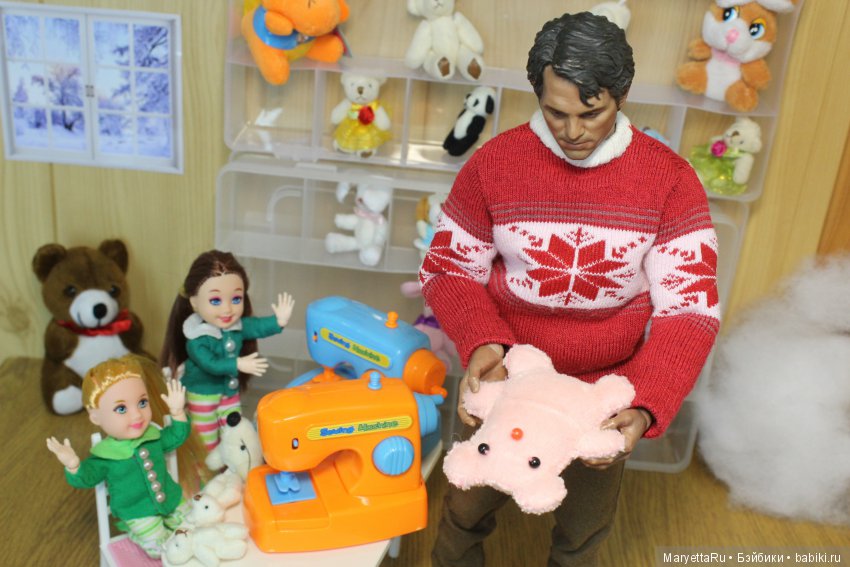 Дед Мороз и эльфы. Плюшевый цех