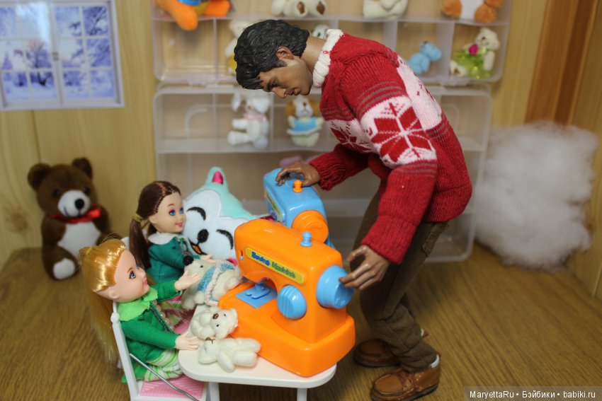 Дед Мороз и эльфы. Плюшевый цех