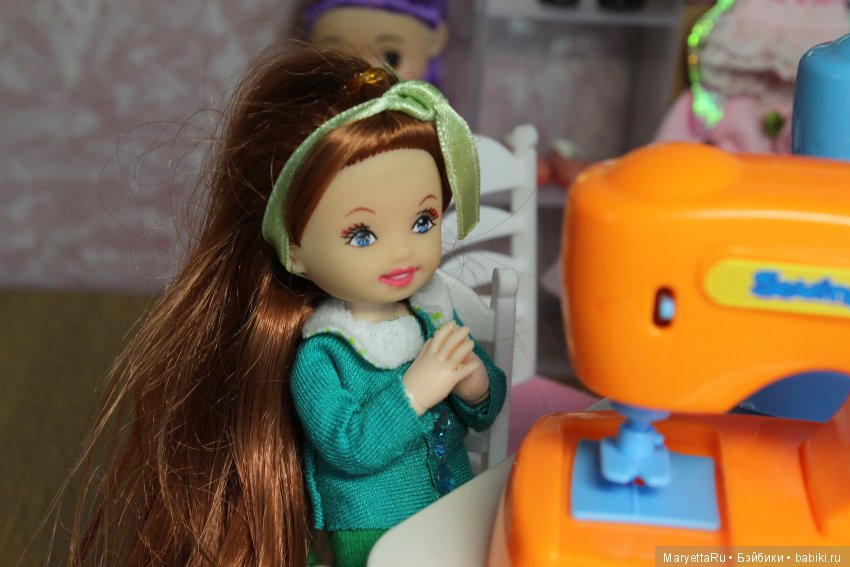 Дед Мороз и эльфы. Швейный цех (фото 6)