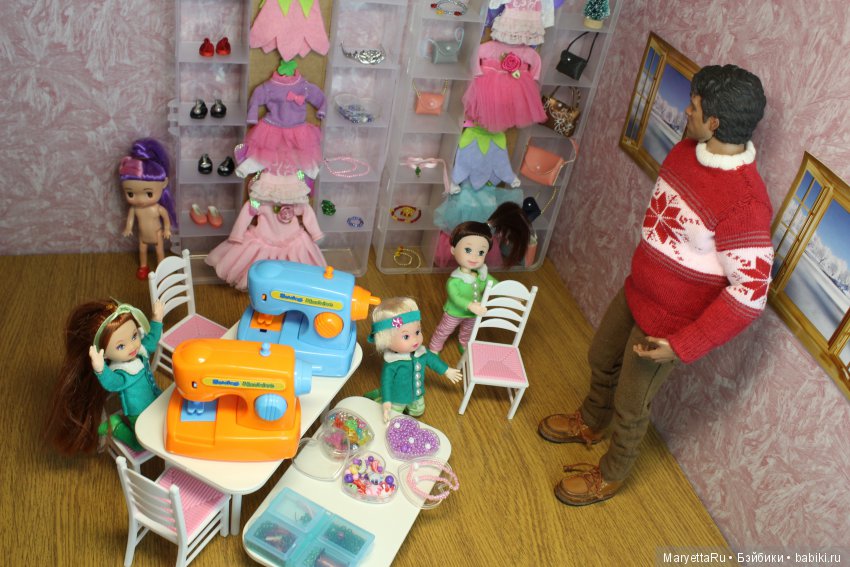 Дед Мороз и эльфы. Швейный цех (фото 4)