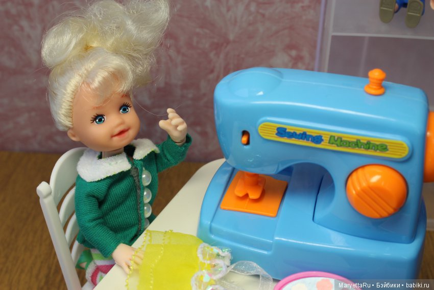 Дед Мороз и эльфы. Кукольный цех (фото 7)