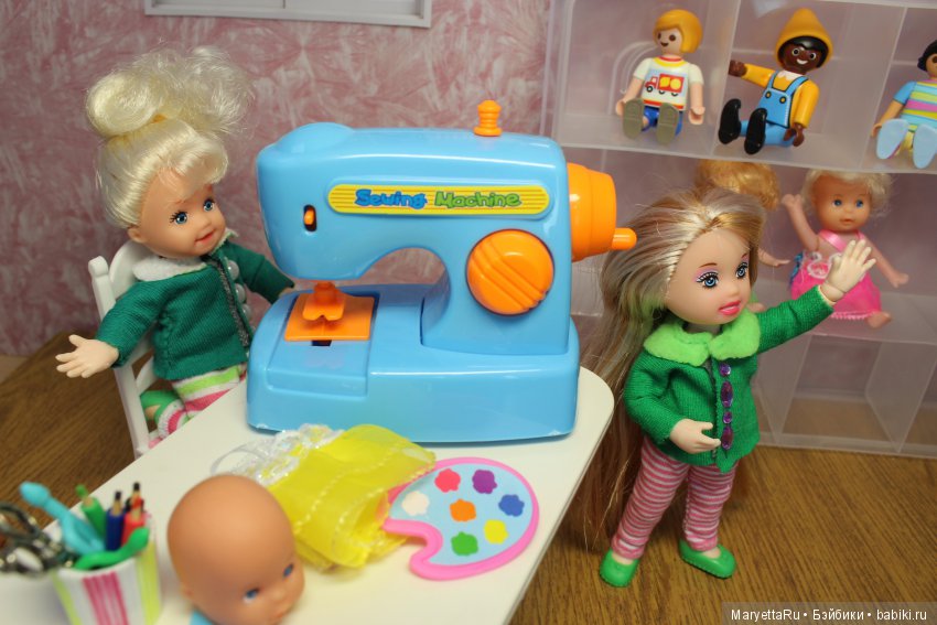 Дед Мороз и эльфы. Кукольный цех