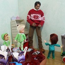 Дед Мороз и эльфы. Упаковочный цех