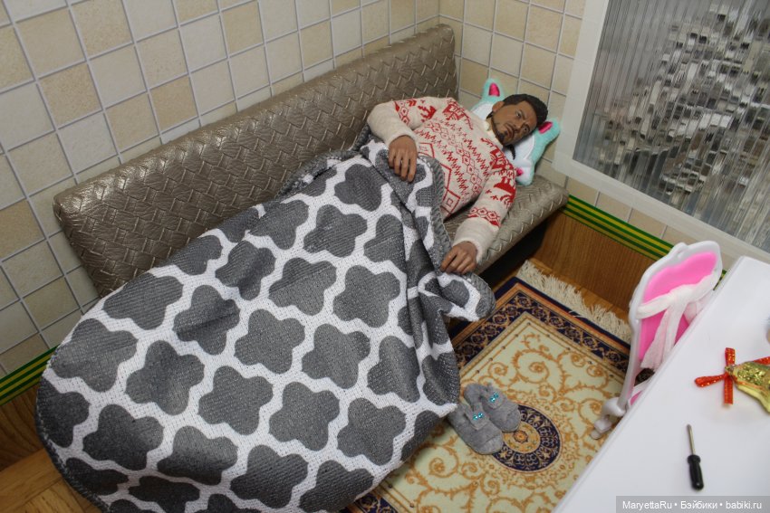 Дед Мороз и "Э.Л.Ь.Ф.ы". Он знает, что ему надо