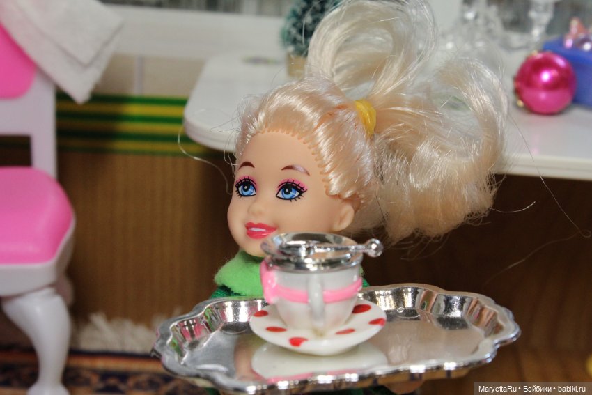 Дед Мороз и "Э.Л.Ь.Ф.ы". Он знает, что ему надо