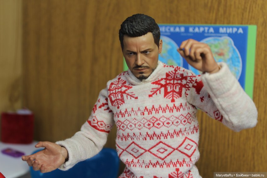 Дед Мороз и "Э.Л.Ь.Ф.ы". Швейный цех удивляет его (фото 6)