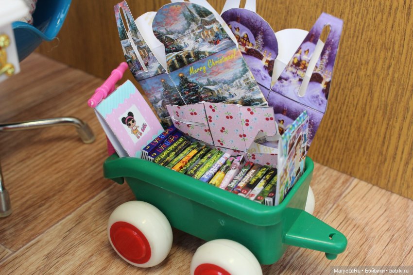 Дед Мороз и "Э.Л.Ь.Ф.ы". Книжная мастерская в восторге от него (фото 7)