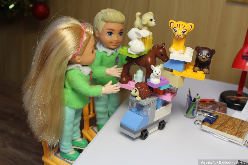 Дед Мороз и "Э.Л.Ь.Ф.ы". Конструкторный цех работает на него