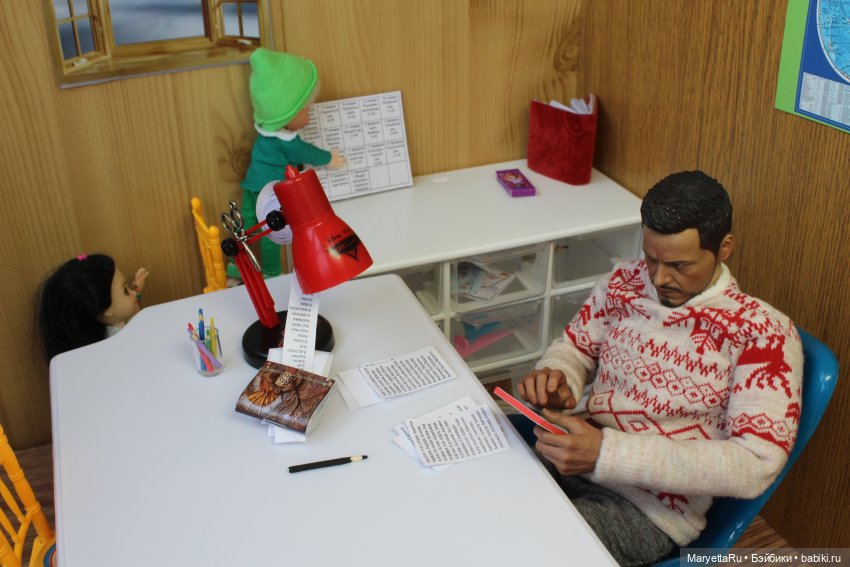 Дед Мороз и "Э.Л.Ь.Ф.ы". Книжная мастерская в восторге от него (фото 5)