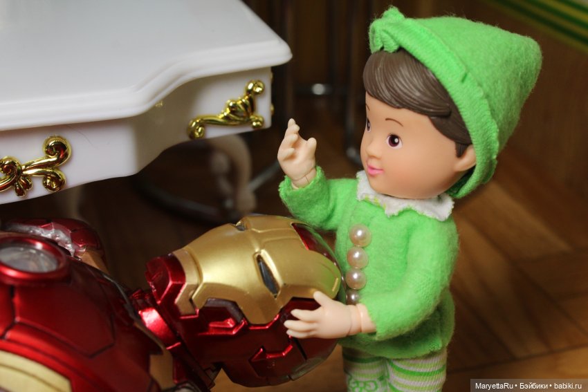 Дед Мороз и "Э.Л.Ь.Ф.ы". Он знает, кто вы