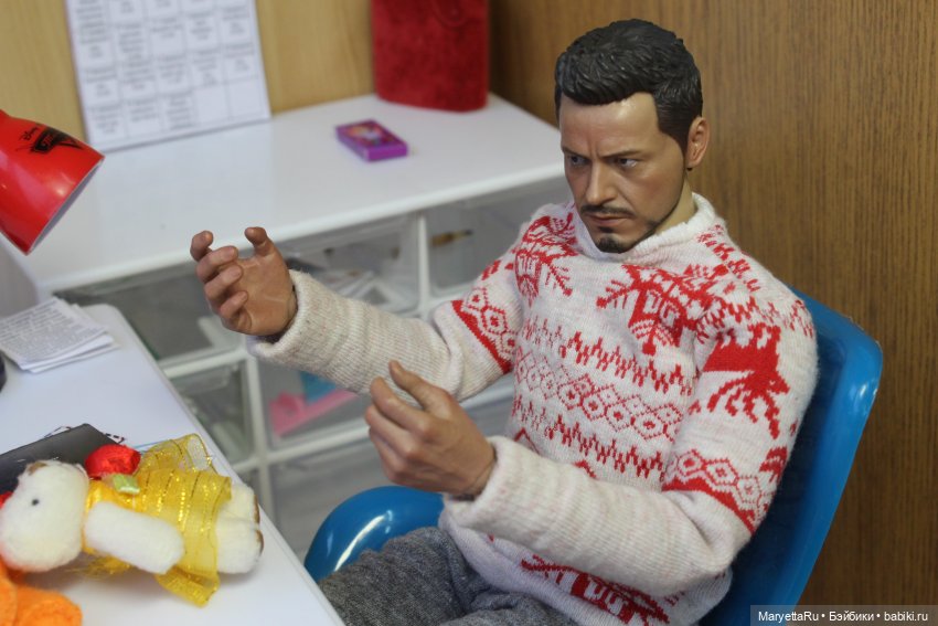 Дед Мороз и "Э.Л.Ь.Ф.ы". Плюшевый цех в ужасе от его