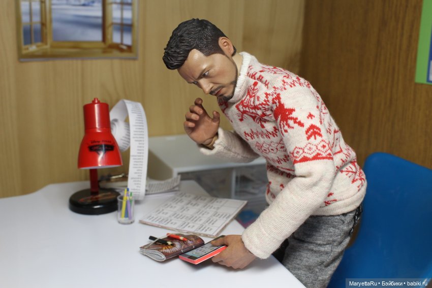 Дед Мороз и "Э.Л.Ь.Ф.ы". Летний цех улетает от него