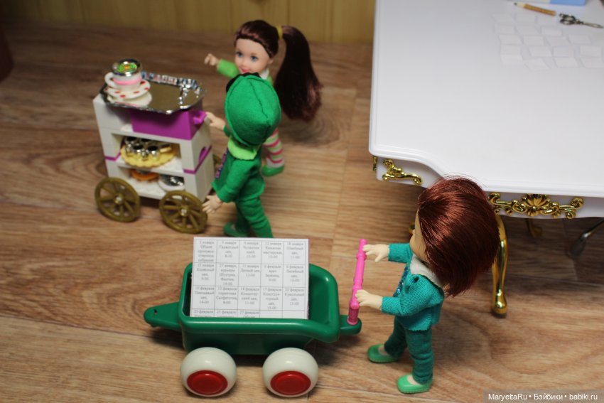 Дед Мороз и "Э.Л.Ь.Ф.ы". Он вас запомнил