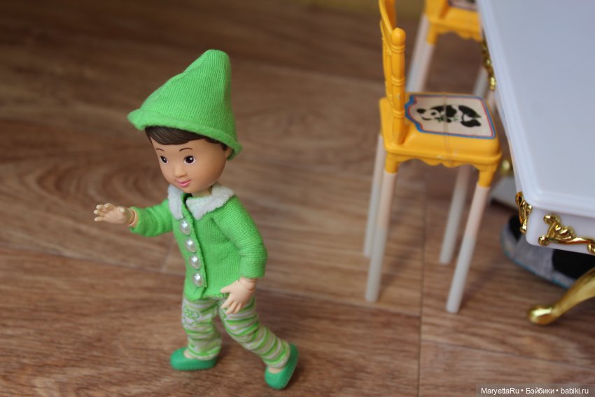 Дед Мороз и "Э.Л.Ь.Ф.ы". Литейный цех уважает его