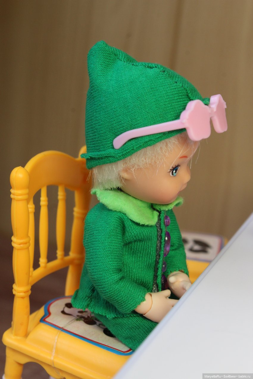 Дед Мороз и "Э.Л.Ь.Ф.ы". Чуланчик идей в слезах от него