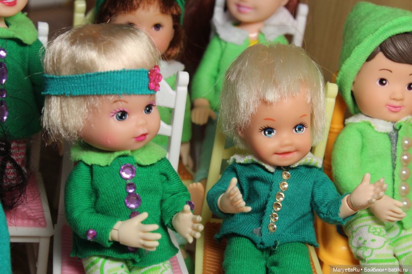 Дед Мороз и "Э.Л.Ь.Ф.ы". Сейчас он разберётся во всём