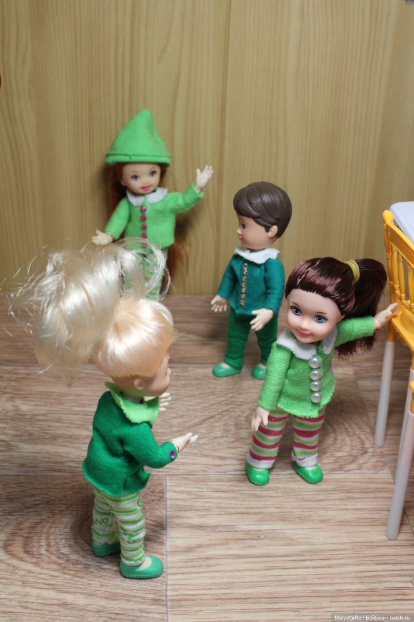 Дед Мороз и "Э.Л.Ь.Ф.ы". Кондитерский цех в мечтах от него