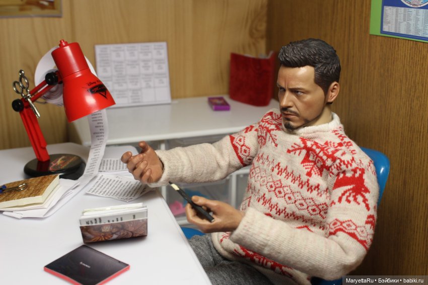 Дед Мороз и "Э.Л.Ь.Ф.ы". Кондитерский цех в мечтах от него