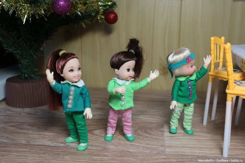 Дед Мороз и "Э.Л.Ь.Ф.ы". Швейный цех удивляет его