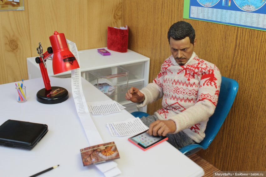 Дед Мороз и "Э.Л.Ь.Ф.ы". Чуланчик идей в слезах от него