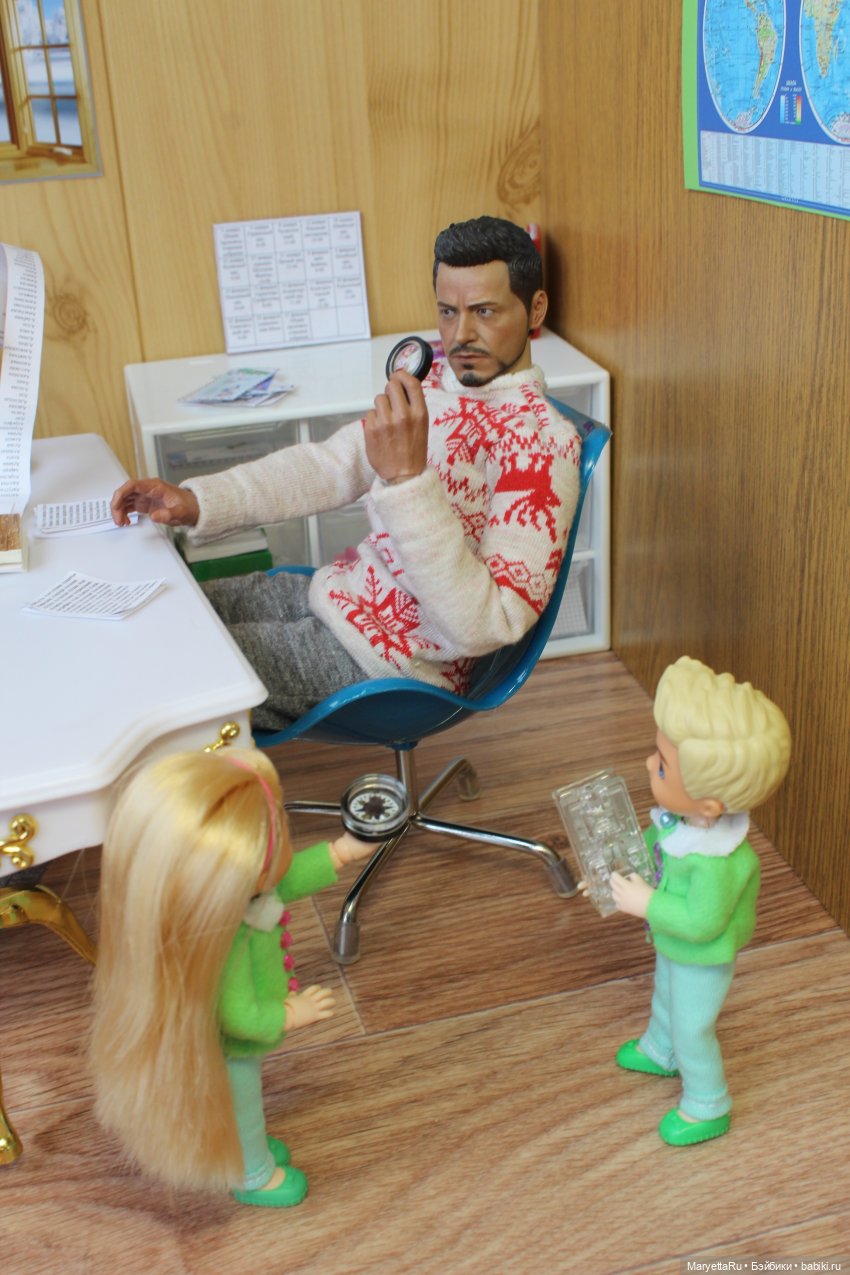 Дед Мороз и "Э.Л.Ь.Ф.ы". Конструкторный цех работает на него