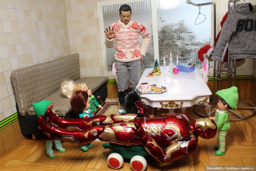 Дед Мороз и "Э.Л.Ь.Ф.ы". Он знает, кто вы