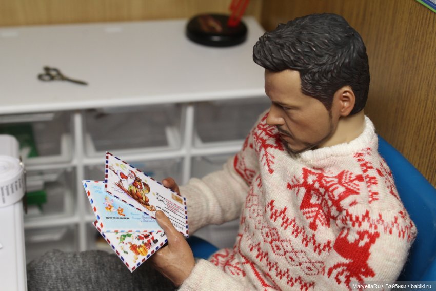 Дед Мороз и "Э.Л.Ь.Ф.ы". К нему попадают шифровки (фото 5)