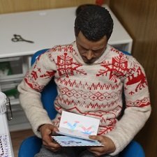 Дед Мороз и "Э.Л.Ь.Ф.ы". К нему попадают шифровки