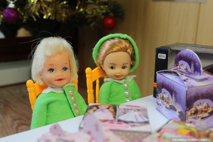 Дед Мороз и "Э.Л.Ь.Ф.ы". Упаковочный цех шокирует его