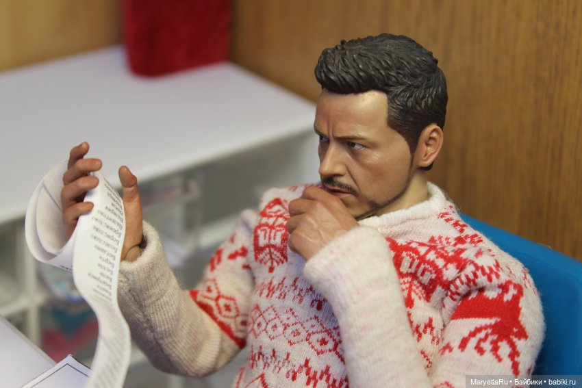 Дед Мороз и "Э.Л.Ь.Ф.ы". Кукольный цех выбешивает его (фото 3)