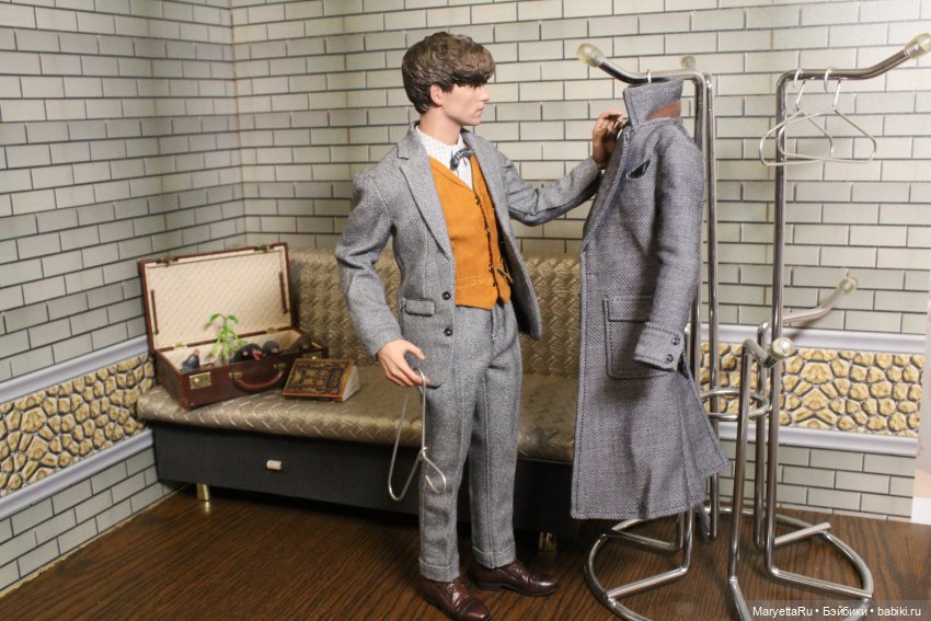 MMS512 Hot Toys 1/6th scale Newt Scamander