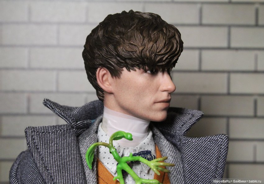 MMS512 Hot Toys 1/6th scale Newt Scamander
