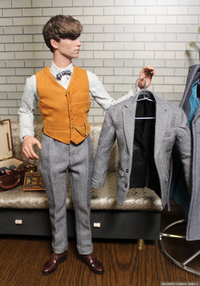 MMS512 Hot Toys 1/6th scale Newt Scamander