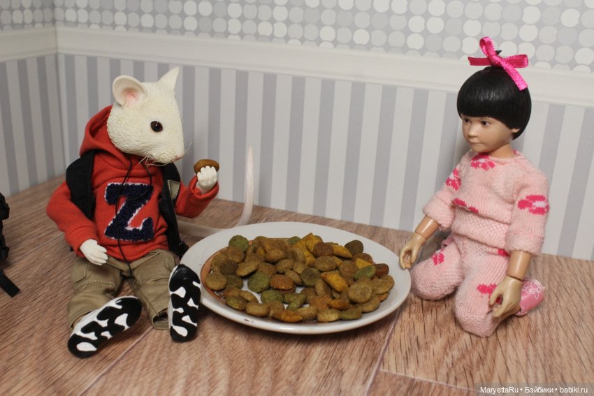 Белый Мыш — Экшн