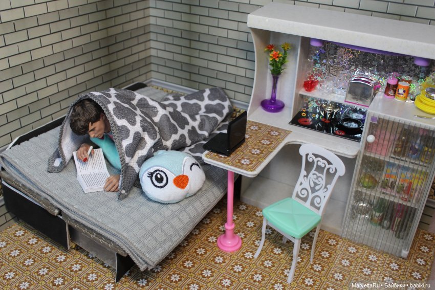 Пони в яблоках — Экшн