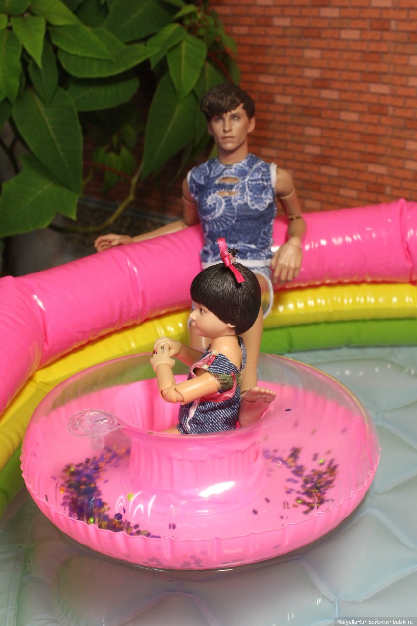 Готовим плавсредства к лету. Прямо на столе