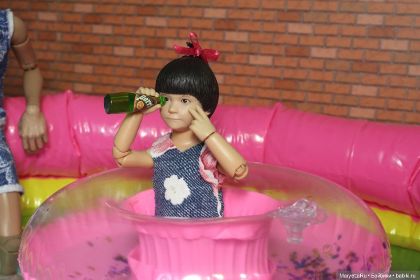 Готовим плавсредства к лету. Прямо на столе