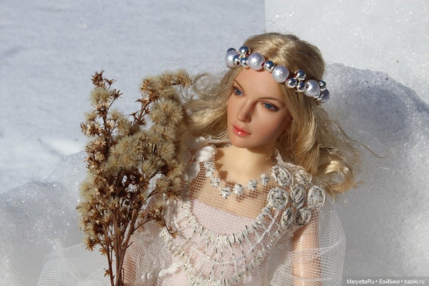 Богиня и снежный трон — Кукольные фотоистории и сериалы: комиксы