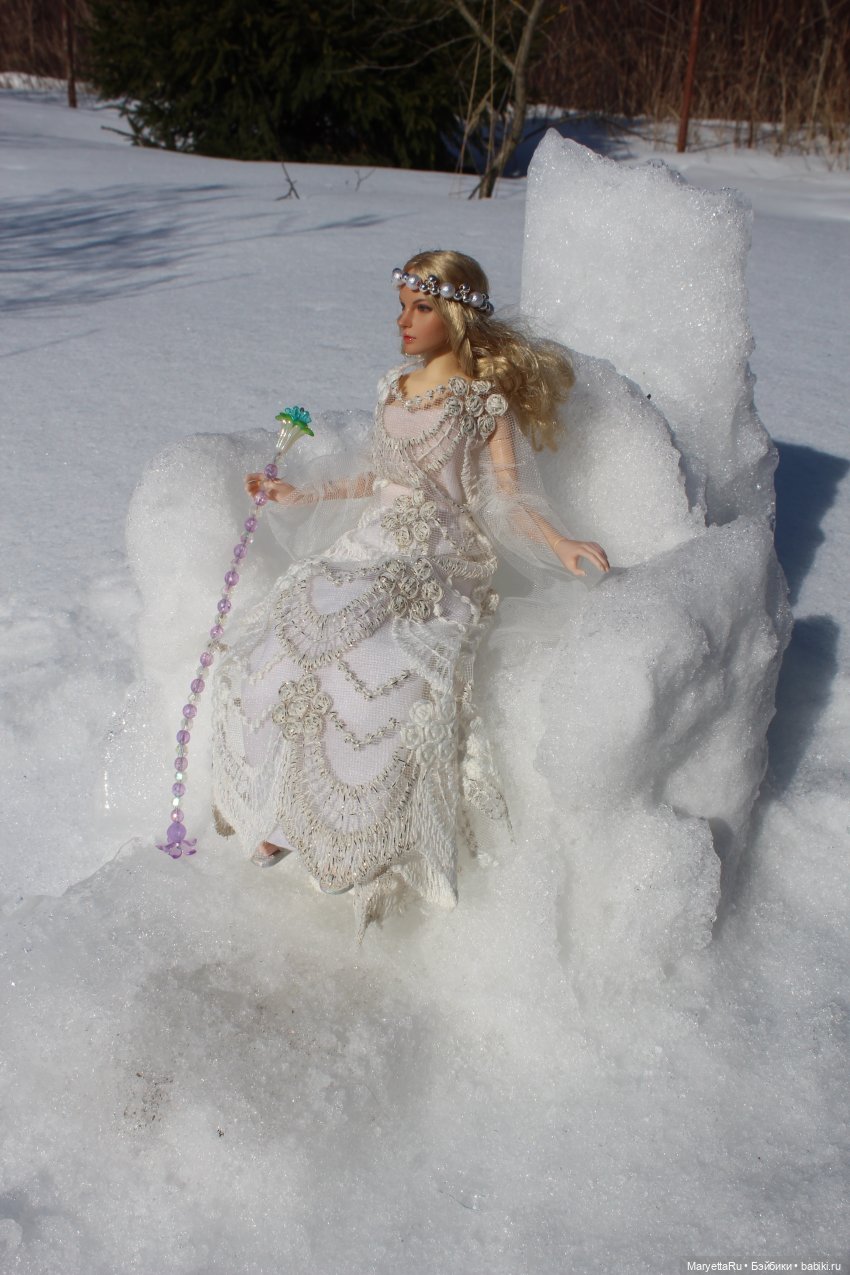 Богиня и снежный трон — Кукольные фотоистории и сериалы: комиксы