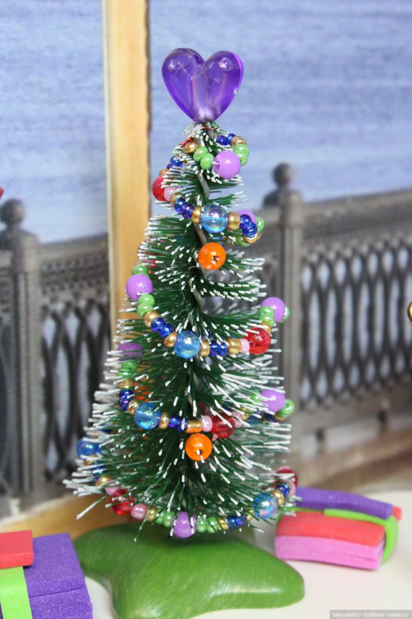 Три новогодние ёлки Мелоди