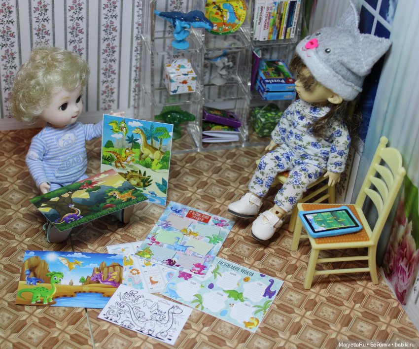Две коллекции в детский уголок