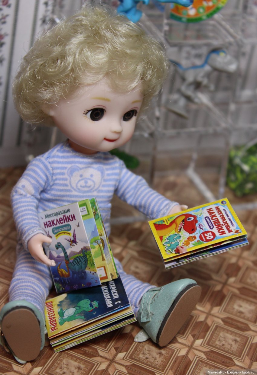 Две коллекции в детский уголок