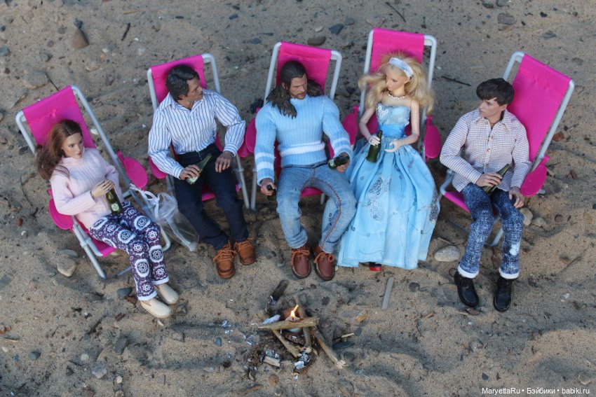 Куколки и закат — Кукольные фотоистории и сериалы: комиксы