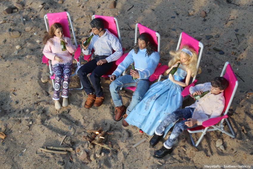 Куколки и закат — Кукольные фотоистории и сериалы: комиксы