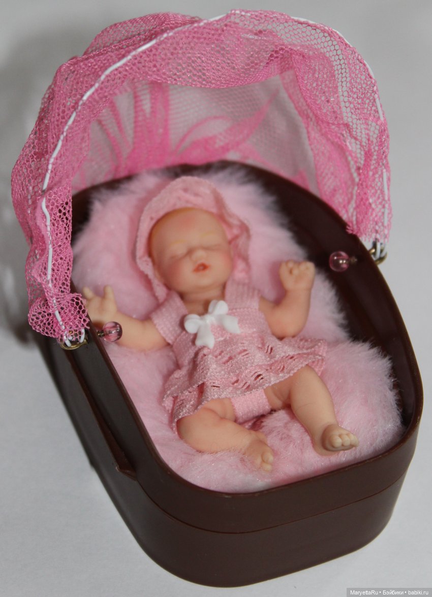 Дополним коллекцию собственным шедевром! МК функциональной люльки для пупса