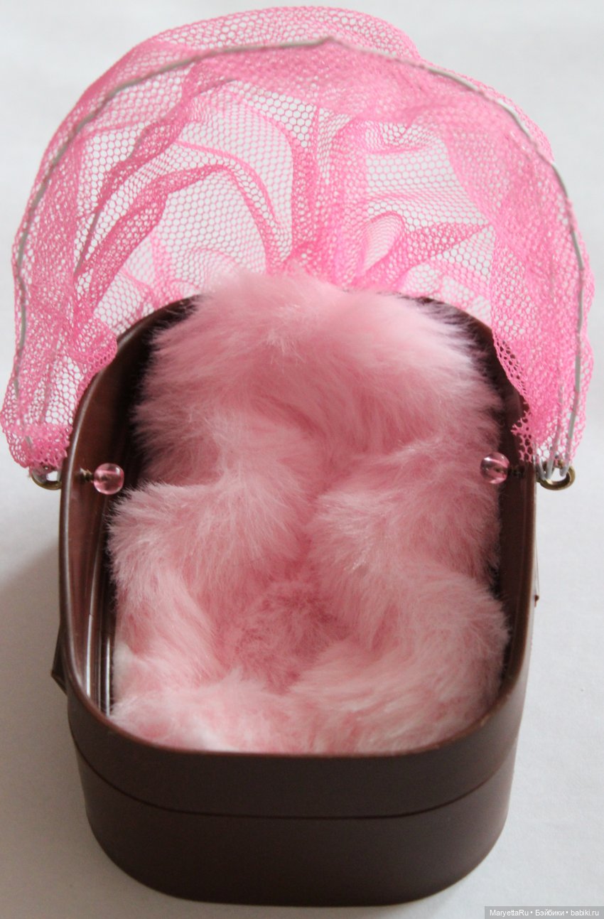 Дополним коллекцию собственным шедевром! МК функциональной люльки для пупса