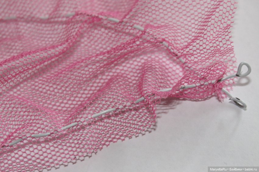 Дополним коллекцию собственным шедевром! МК функциональной люльки для пупса (фото 6)