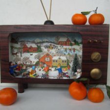 Кто в телевизоре живет?