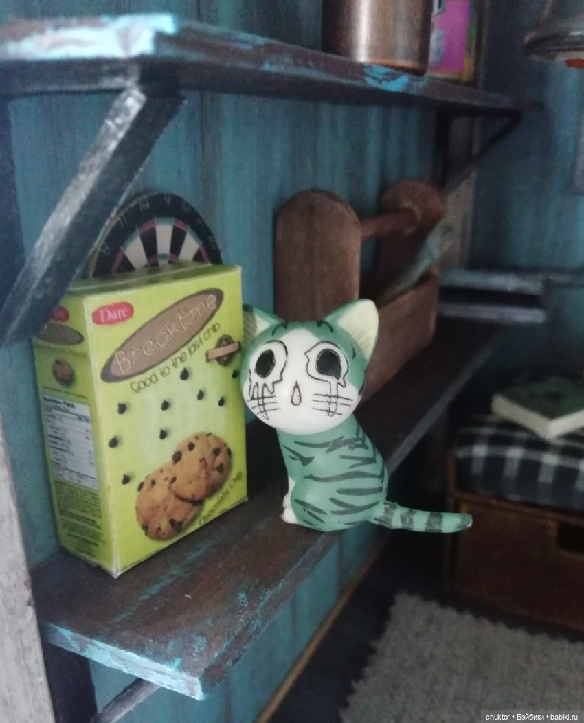 Сдается чулан под лестницей